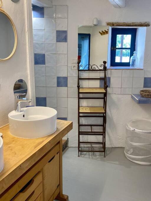 Montjoia Le Gite Bleu Le Thor Ngoại thất bức ảnh